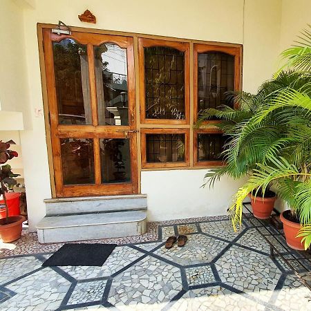 Aditya Premium Homestay- Furnished Air Conditioned- 2Bhk Jabalpur Zewnętrze zdjęcie